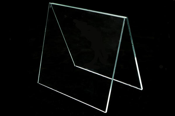 玻璃制品透光率的影响因素及透光率测试方法